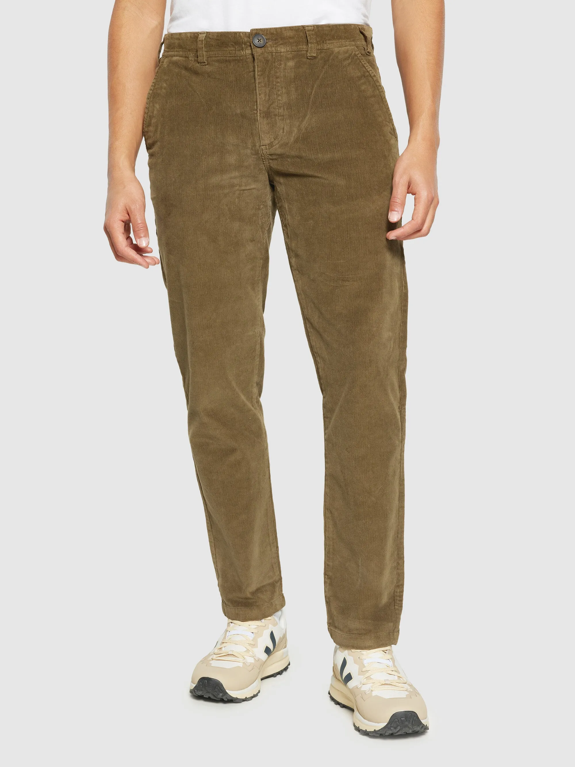 14 wales CHUCK regular corduroy chino pants - GOTS/Vegan - Dark Olive