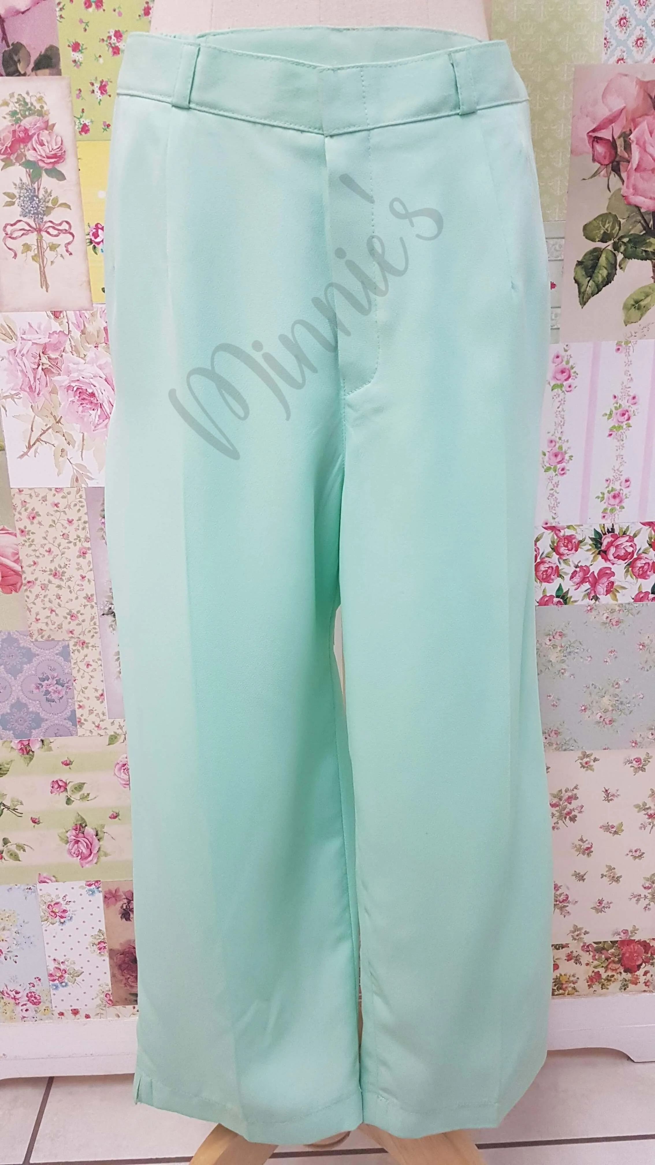 3/4 Mint Green Pants BK0461