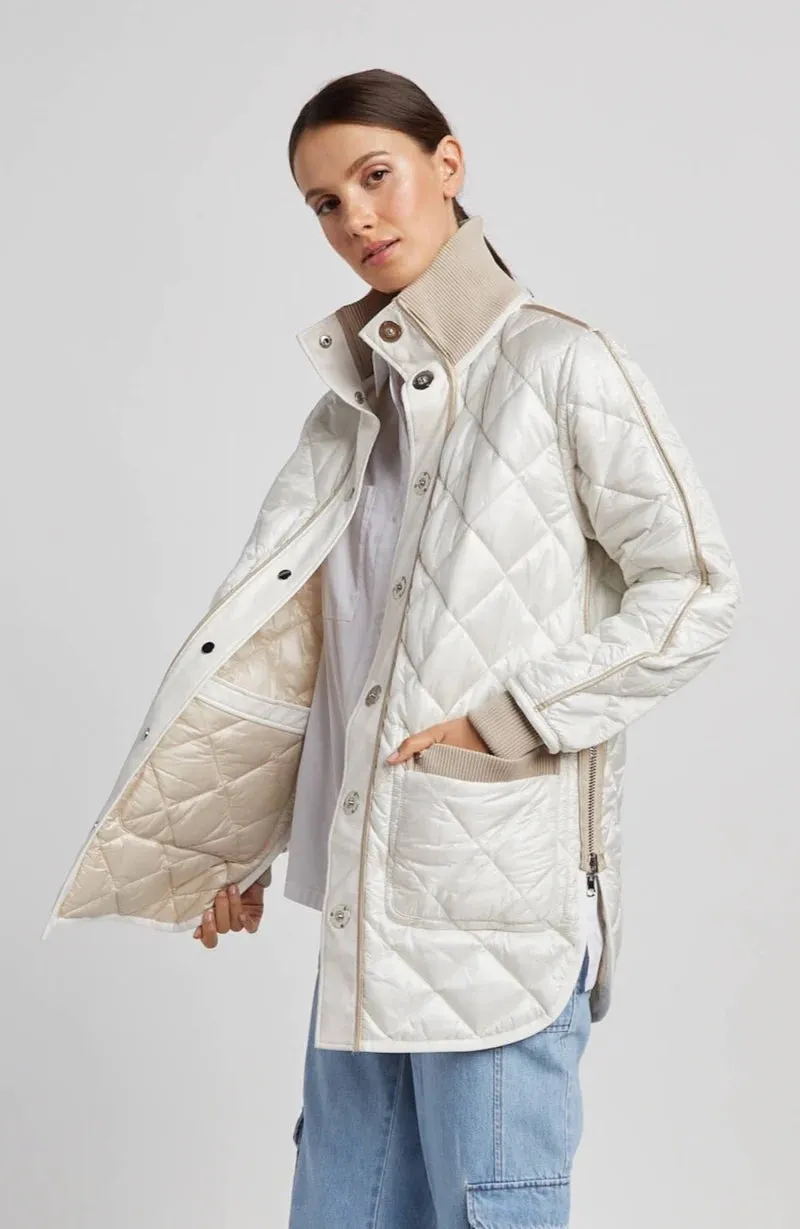 Adroit Nadine Reversible Quilted Coat | Champagne