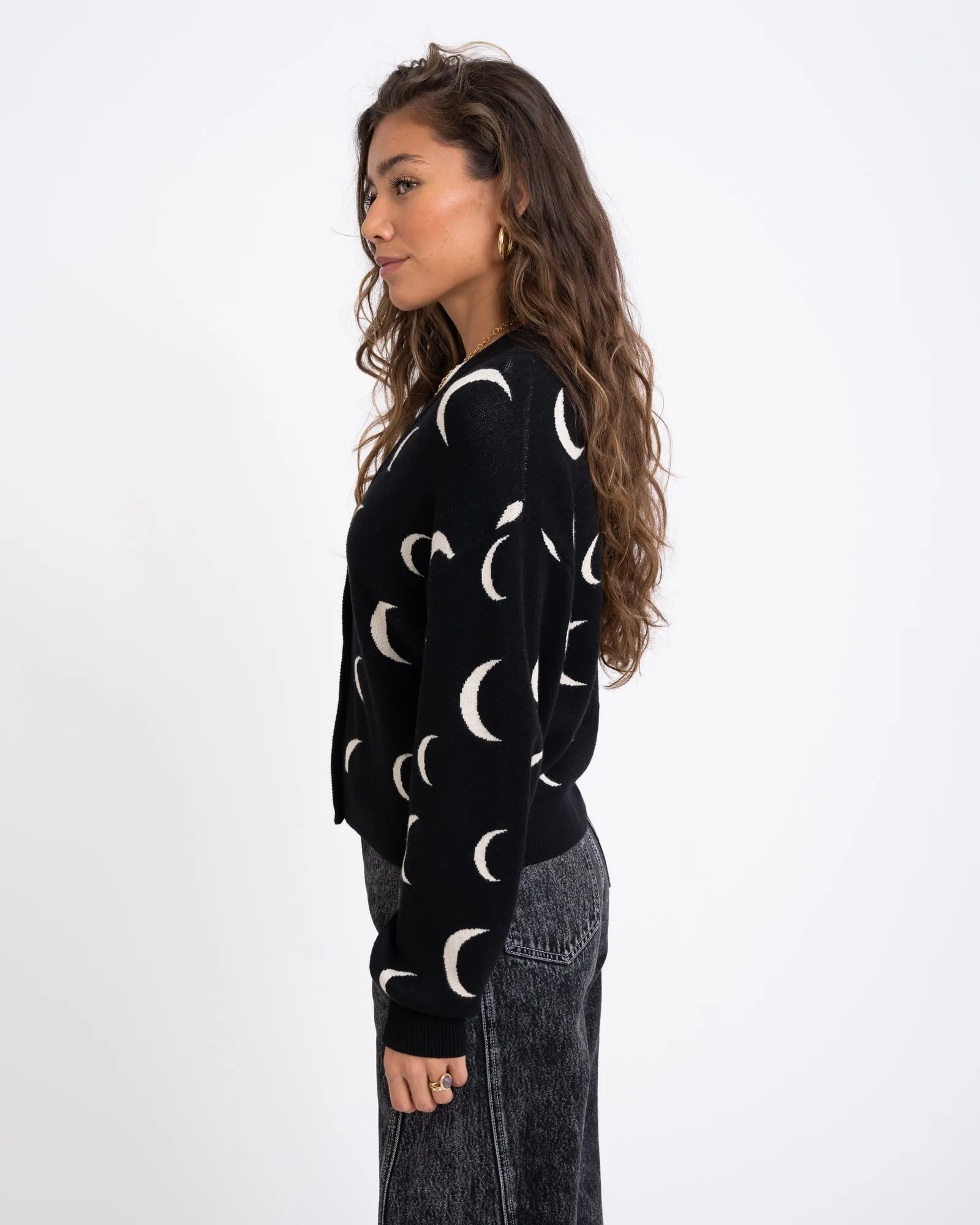 Charlott  L/S V-Neck Knit Cardigan Black Moon