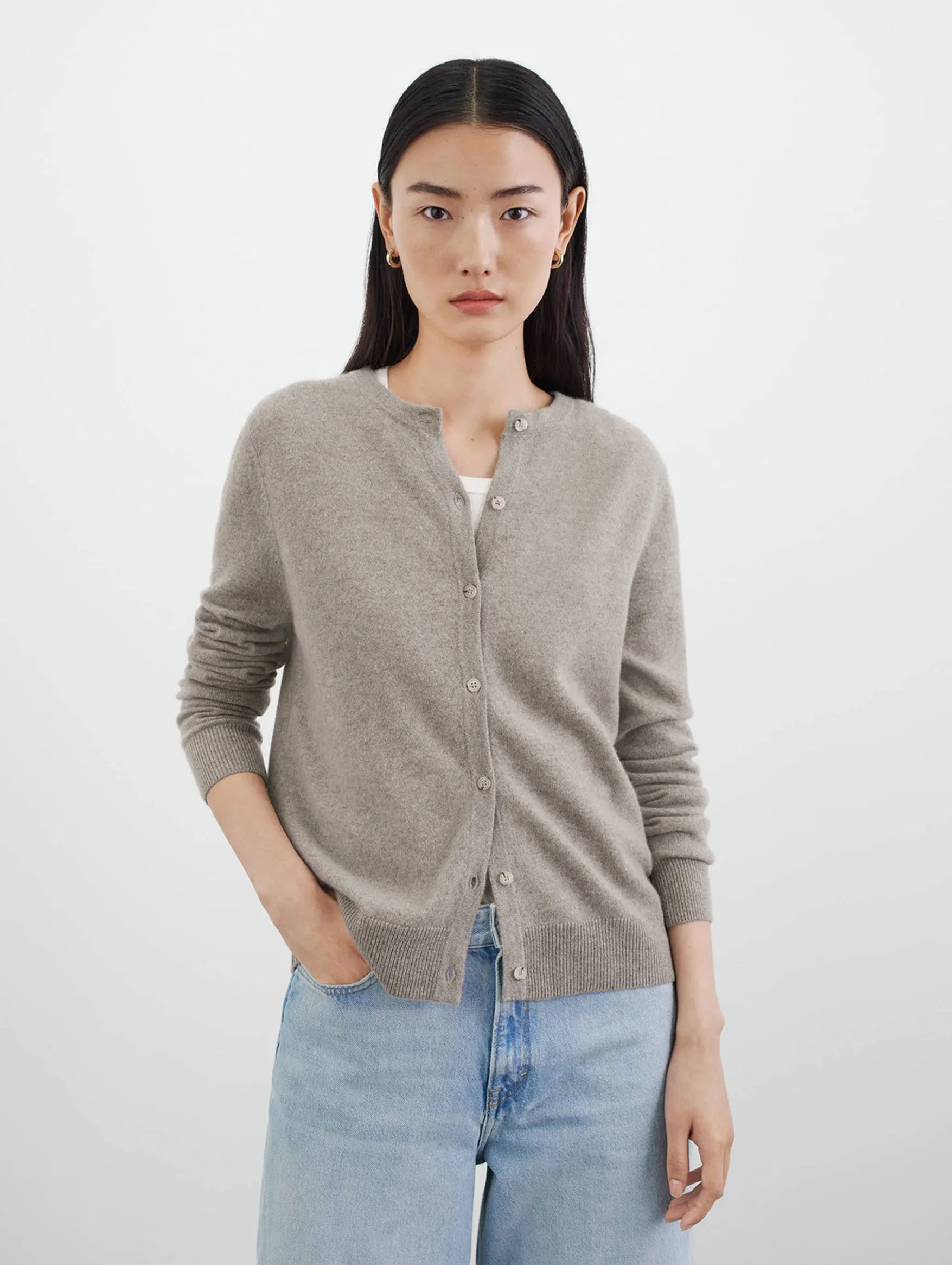 Classic Cashmere Cardigan in Greige